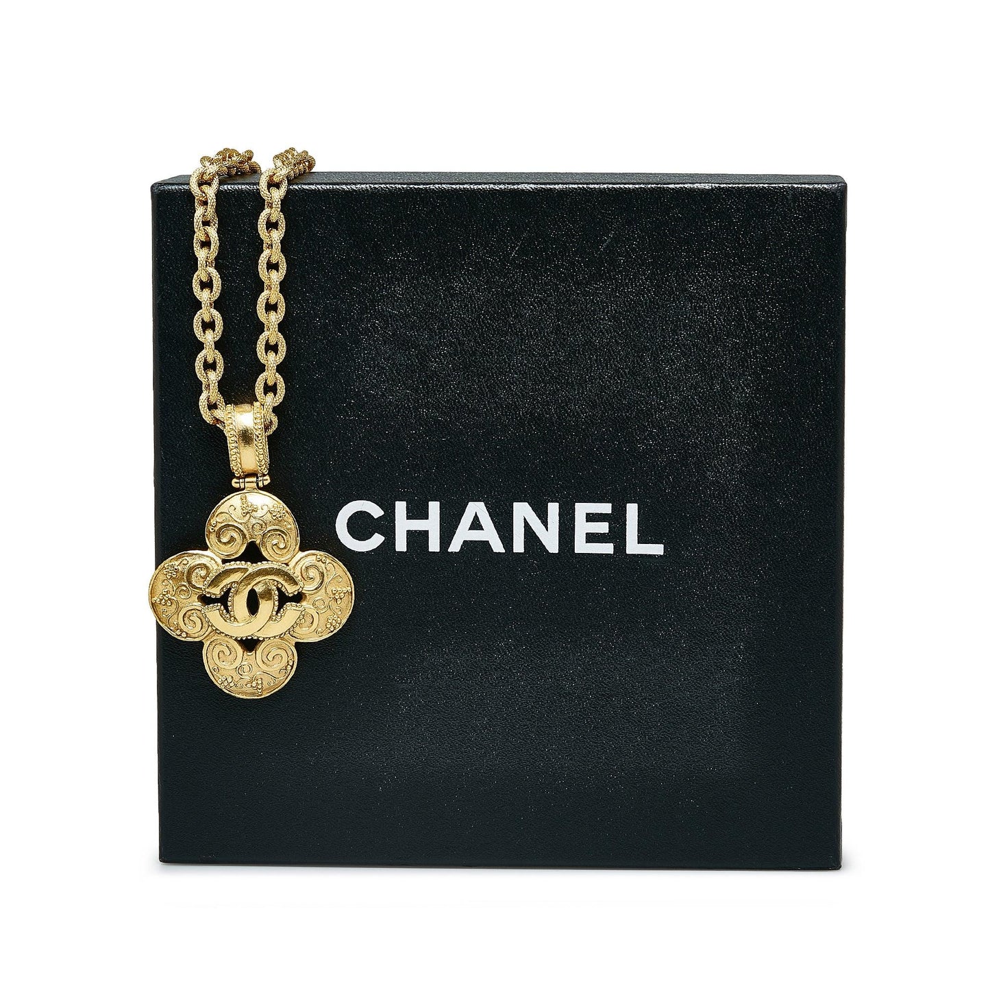 Chanel CC Clover Pendant Necklace Gold