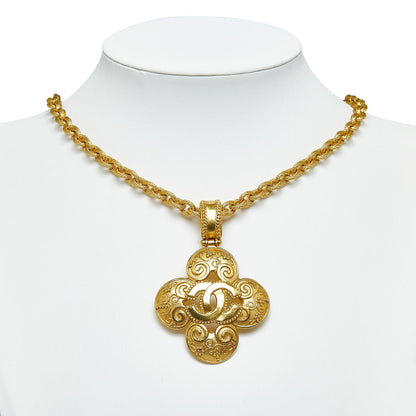 Chanel CC Clover Pendant Necklace Gold