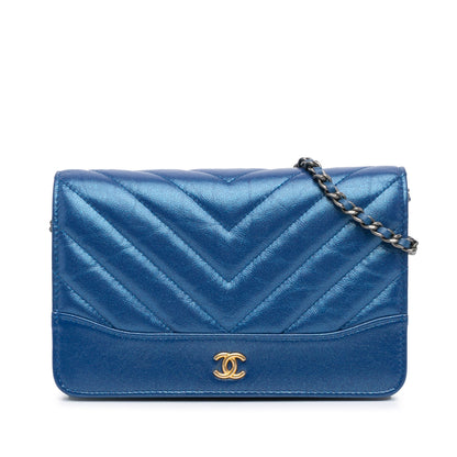 Chanel Chevron Aged Metallic Calfskin Gabrielle Wallet On Chain Blue