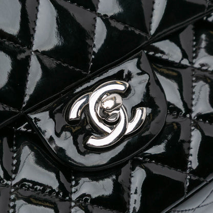Chanel Medium Classic Patent Double Flap Black