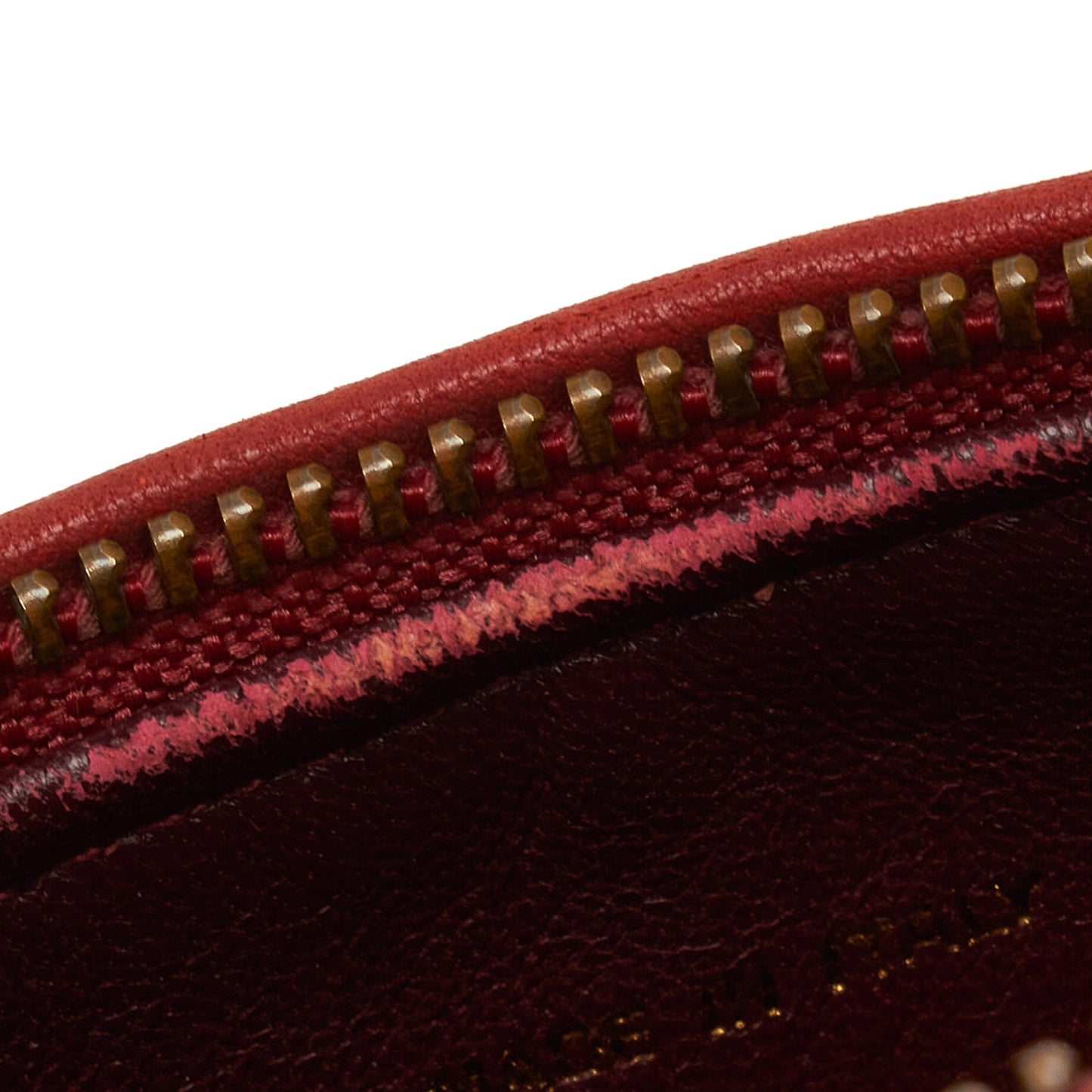 Chanel sac à bandoulière rond rouge matelassé à franges et pompons