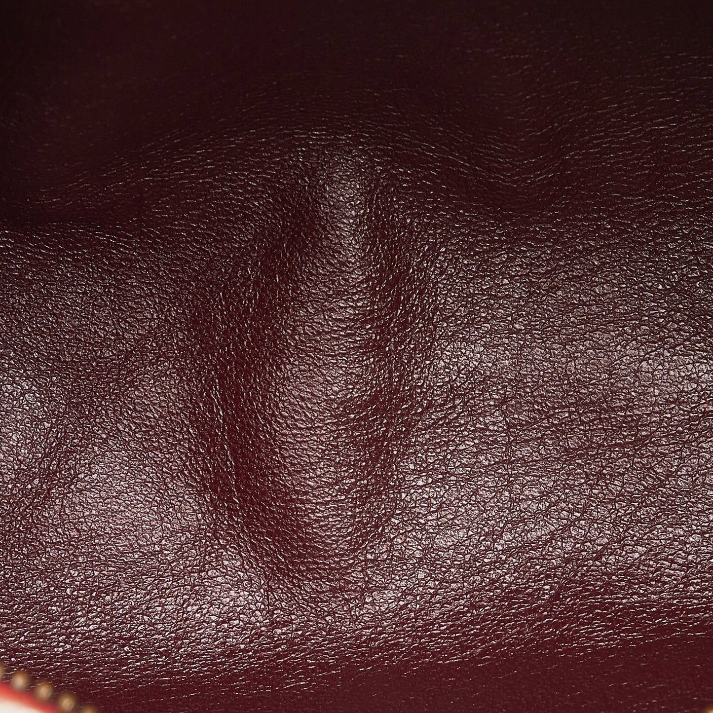 Chanel sac à bandoulière rond rouge matelassé à franges et pompons