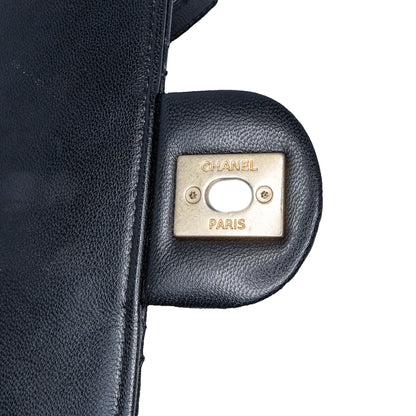 Chanel Quilted Goatskin Chic Pearls Flap Black