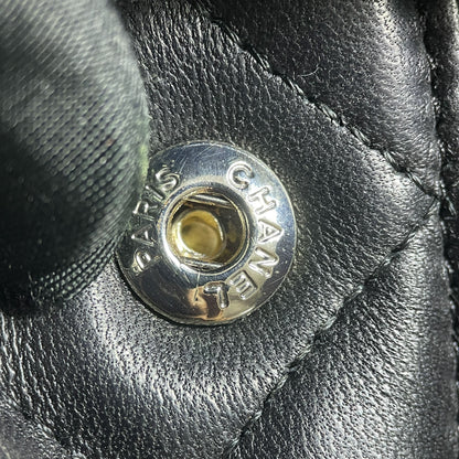 Chanel Maxi Classic Lambskin Double Flap Black