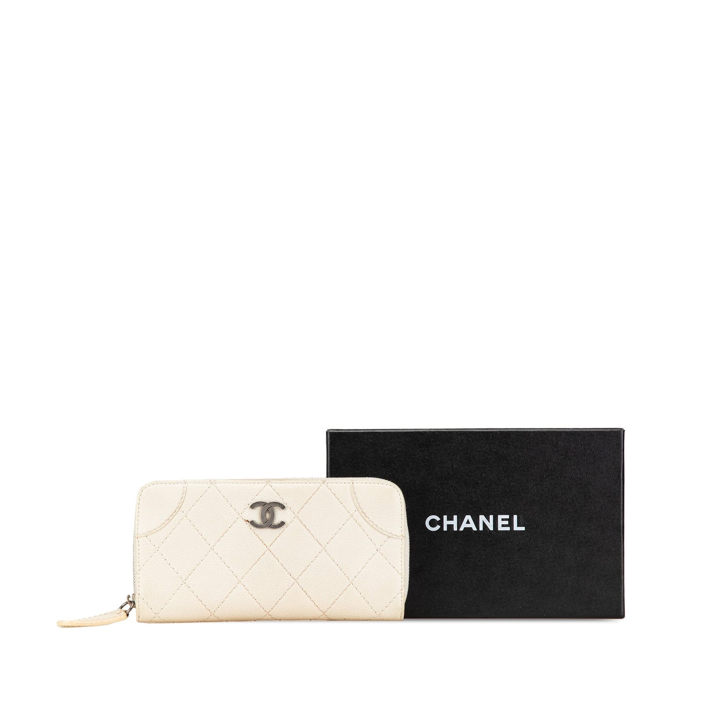 Chanel CC Quilted Caviar Zip Around Long Wallet White