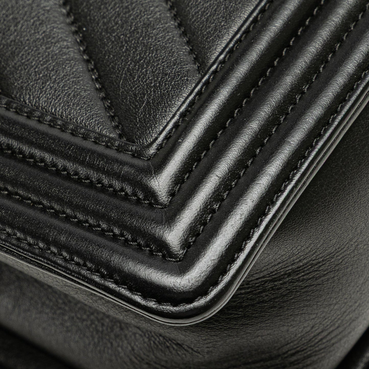 Chanel Old Medium Chevron Calfskin Boy Flap Black