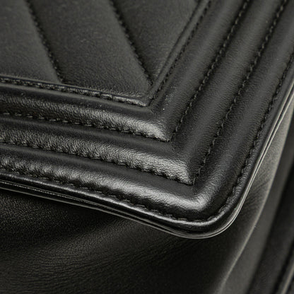 Chanel Old Medium Chevron Calfskin Boy Flap Black