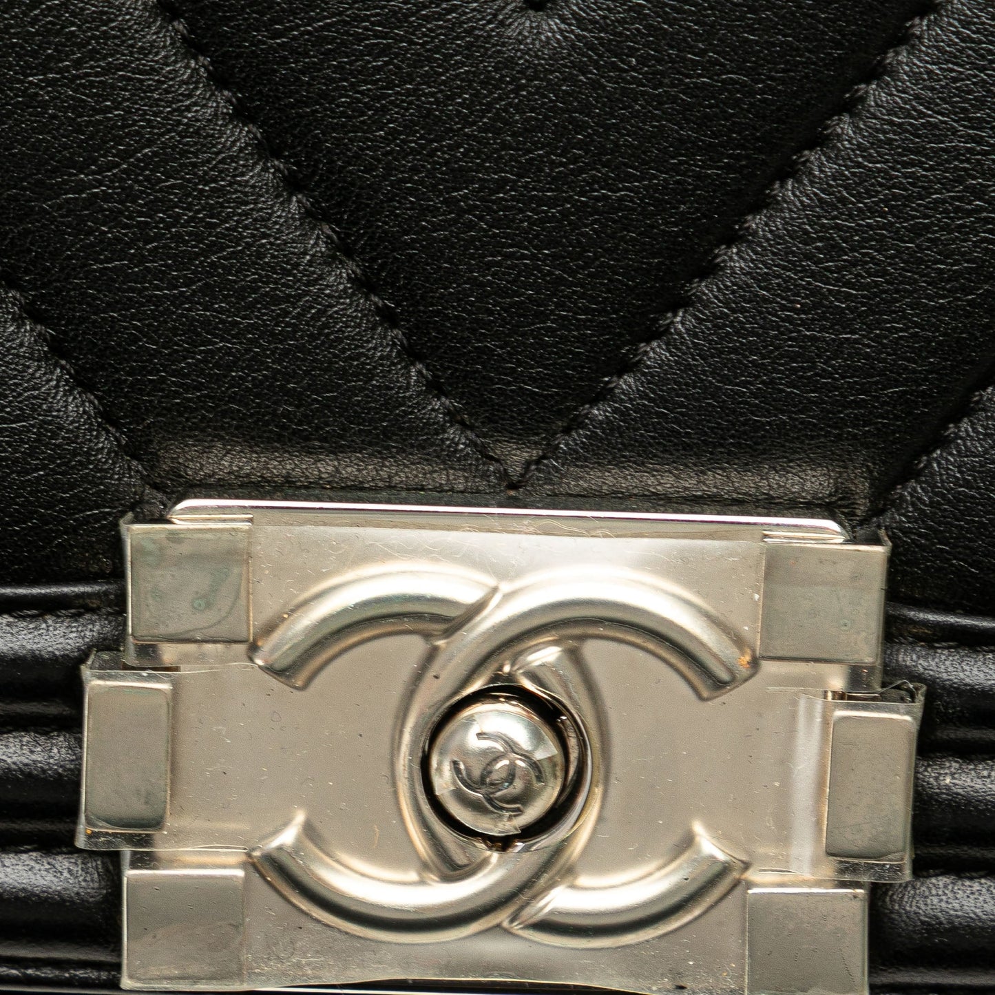 Chanel Old Medium Chevron Calfskin Boy Flap Black