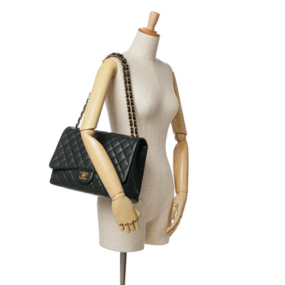 Chanel Maxi Classic Caviar Single Flap Black